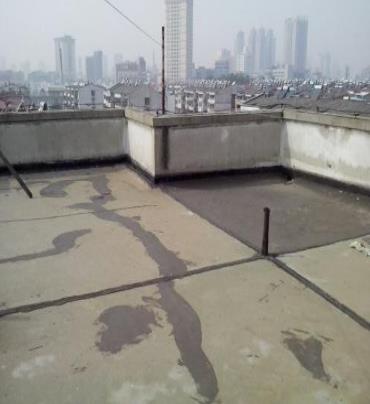 德化漏水维修 楼顶漏水是什么原因，楼顶漏水维修方法是什么?